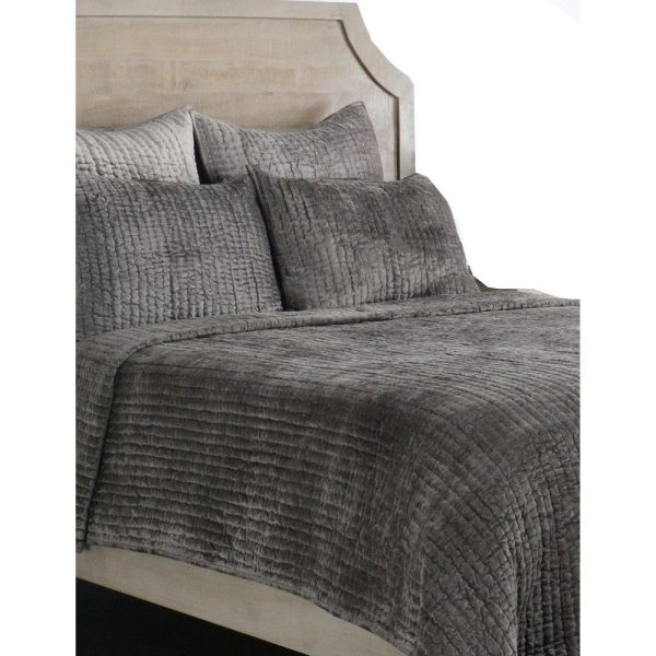 Lipa 96 x 108 Handmade King Quilt, Polyfill, Cotton Binding, Dessert Brown By Casagear Home Online
